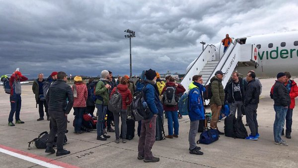 Ankunft der Arktis-Heldinnen und Helden von MOSAiC-Fahrtabschnitt 2 auf dem Flughafen Bremen. Foto: Folke Mehrtens, AWI