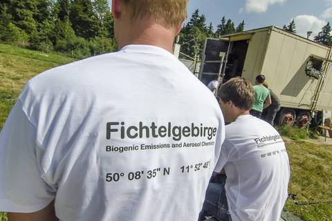 Kampagne F-BEACh 2014 am Waldstein im Fichtelgebirge. Foto: Tilo Arnhold/TROPOS 