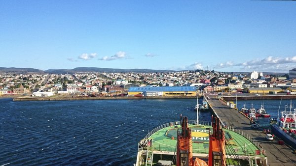 Abschied von der Akademik Troyshnikov im Hafen von Punta Arenas. Foto: Silvia Henning, TROPOS