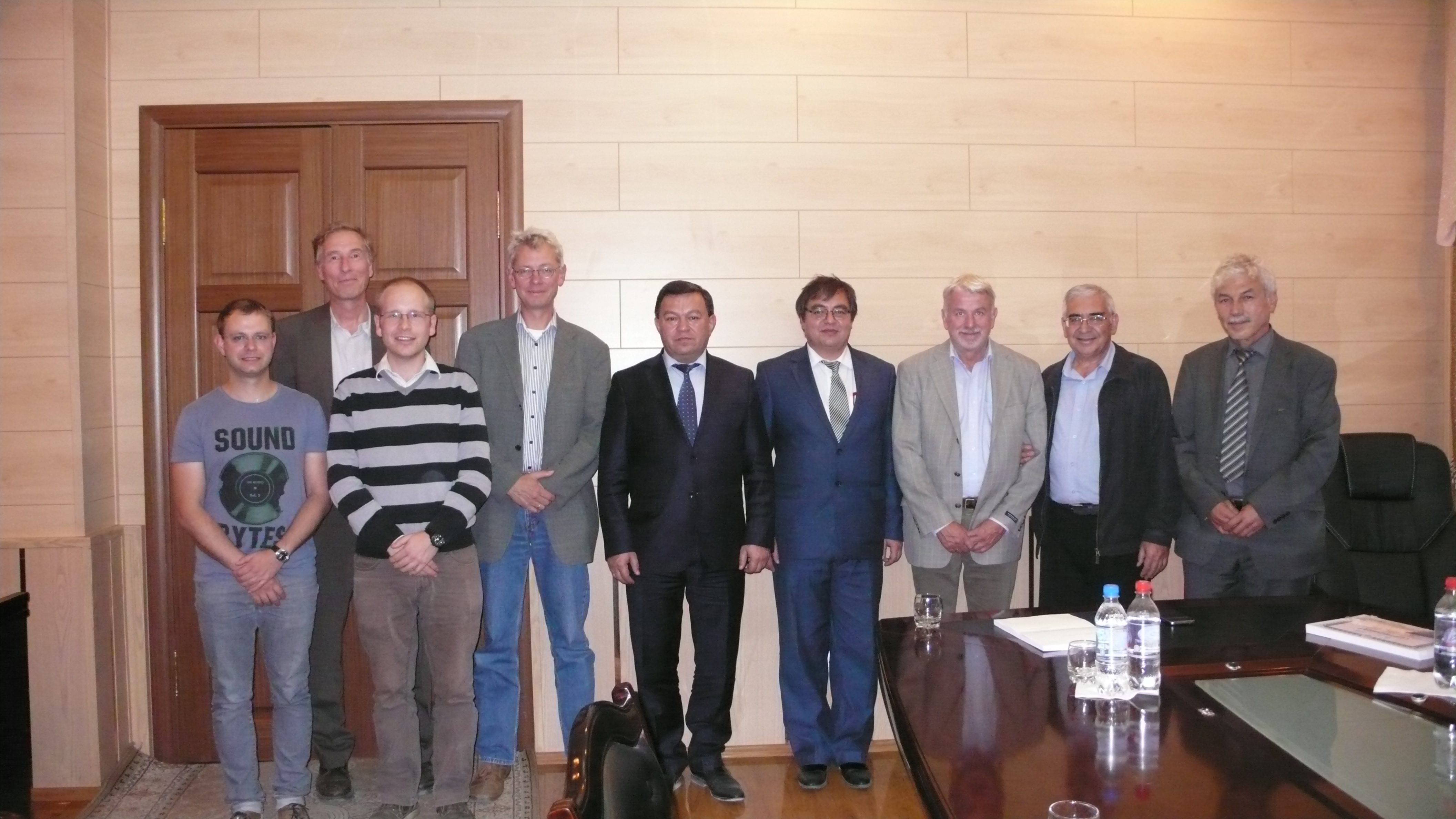 Meeting with the president of the Academy of Sciences of Tajikistan, Prof. Dr. Farhod Rahimi. The scientists discussed the CADEX project and possible further cooperations.
From left to right: Dr. Bernd Heinold, Dr. Dietrich Althausen, Julian Hofer, Prof. Dr. Andreas Macke (TROPOS), Prof. Dr. Farhod Rahimi, Prof. Dr. Khikmat Kh. Muminov, (Academy of Sciences of Tajikistan), Dr. Georg Schettler (GFZ Potsdam), Dr. Bakhron Nazarov, Dr. Sabur F. Abdullaev (Academy of Sciences of Tajikistan).
Photo: Academy of Sciences of Tajikistan