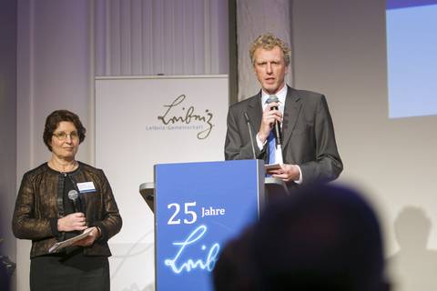 Begrüßung durch Prof. Dr. Brigitte Voit (IPP) und Prof. Dr. Sebastian Lentz (IfL)