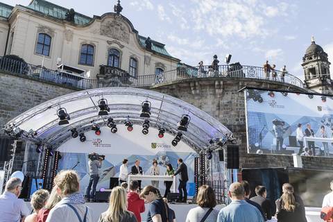 Tag der Deutschen Einheit in Dresden. Foto: CHRISTIAN HÜLLER FOTOGRAFIE