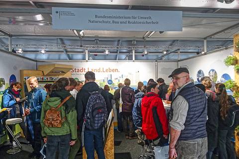 Bundeszelt auf dem Altmarkt. Foto: Tilo Arnhold, TROPOS