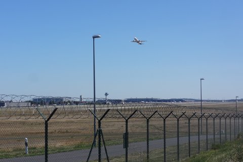 Aircraft starts at BER