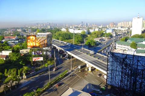 16.05.15: An diesem Samstag war bei stagnierendem Wind der berüchtigte Manila-Smog wieder zurück