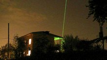 Polly-XT ist ein Multiwellenlängen-Depolarisations-Raman-Lidar, das am TROPOS entwickelt wurde. Damit ist es möglich, die Konzentrationen und Zusammensetzung von Staub in verschiedenen Luftschichten vom Boden aus zu bestimmen. Foto: Julian Hofer/ TROPOS