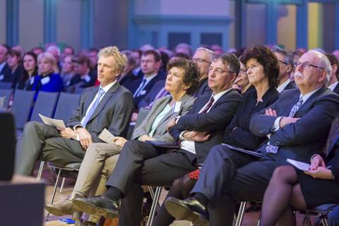 Unter den Ehrengästen auch Prof. Dr. med. Beate A. Schücking (Rektorin der Uni Leipzig)