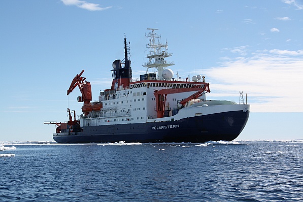 Polarstern. Foto: Folke Mehrtens, Alfred-Wegener-Institu